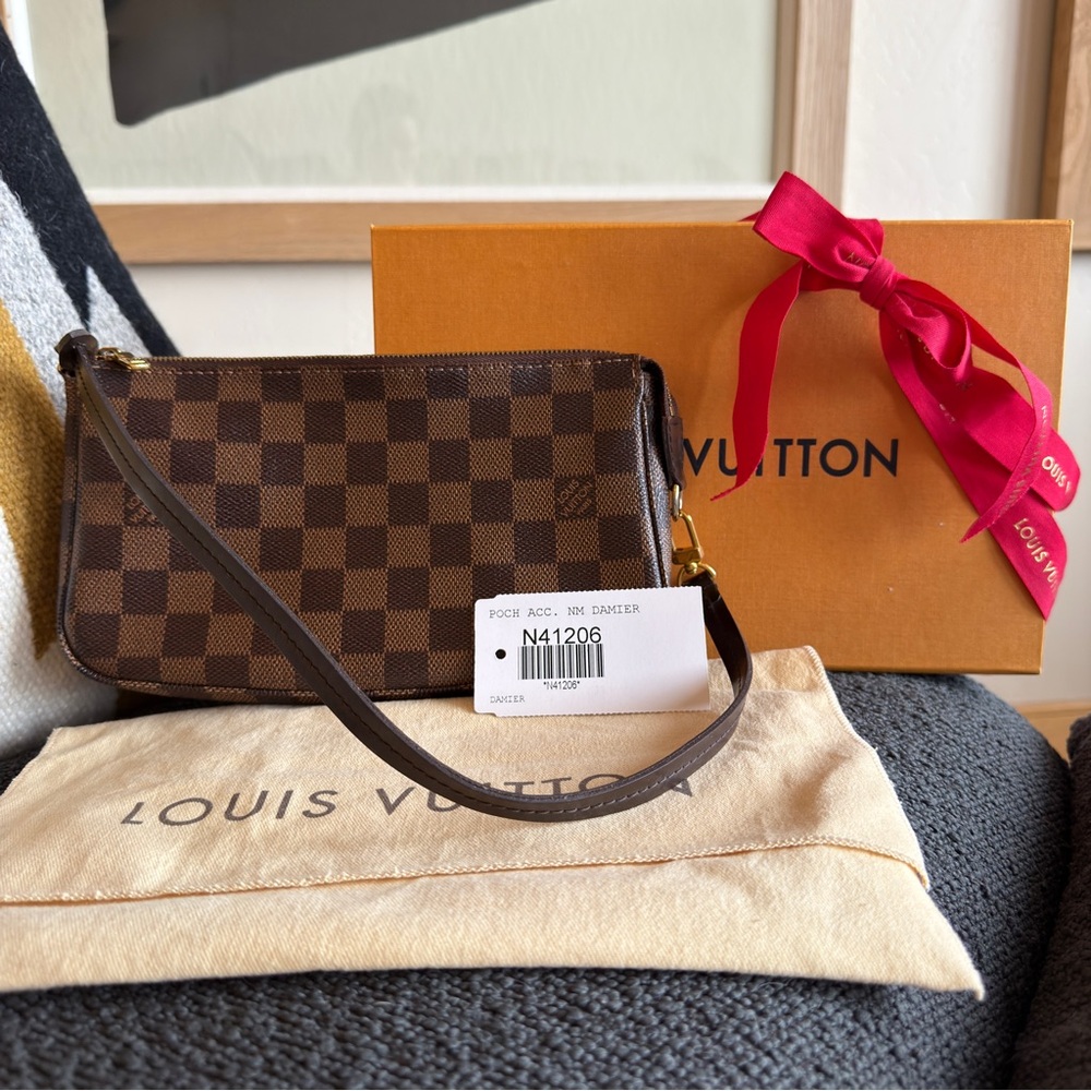 Louis Vuitton Damier Ebene Pochette Accessories NM